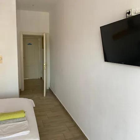 Апартаменты On The Beach No 503 Дуррес